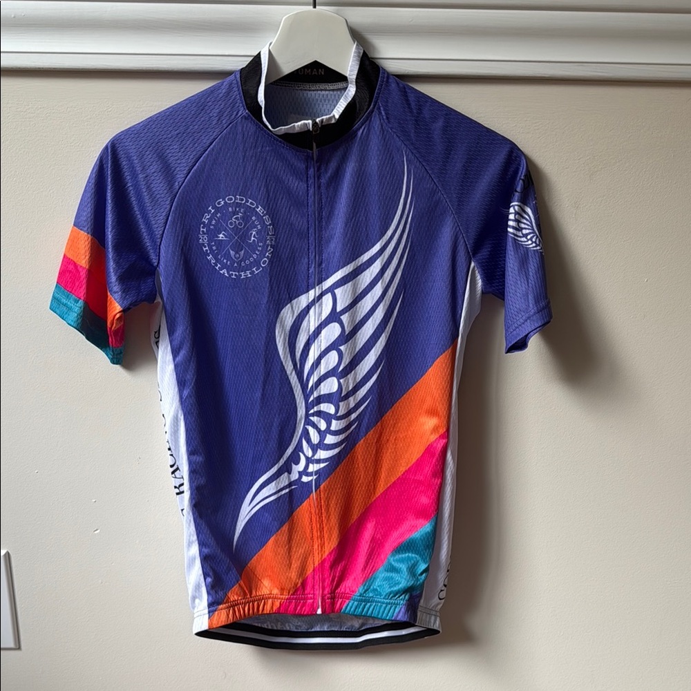 Vibrant Women's Cycling Jersey with Wing Design